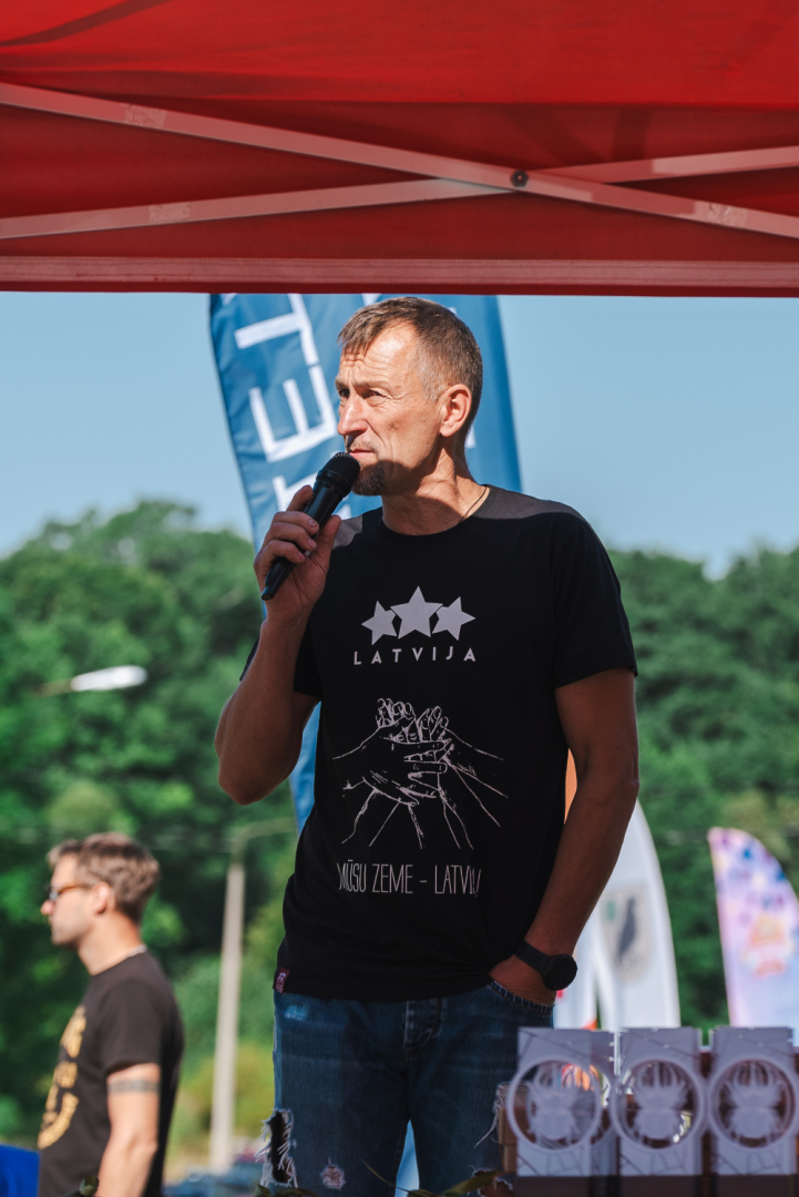 Kamencys trokū skriejīns "Voguls i Vabaļa": 