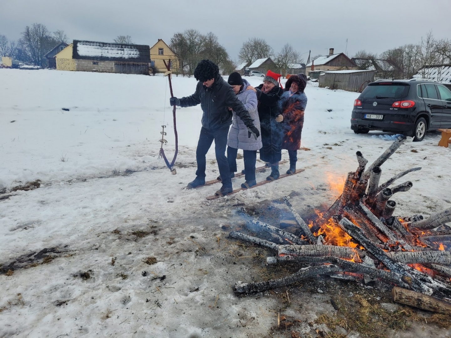 Meteņdienas pasākums Pilišķu pilskalnā