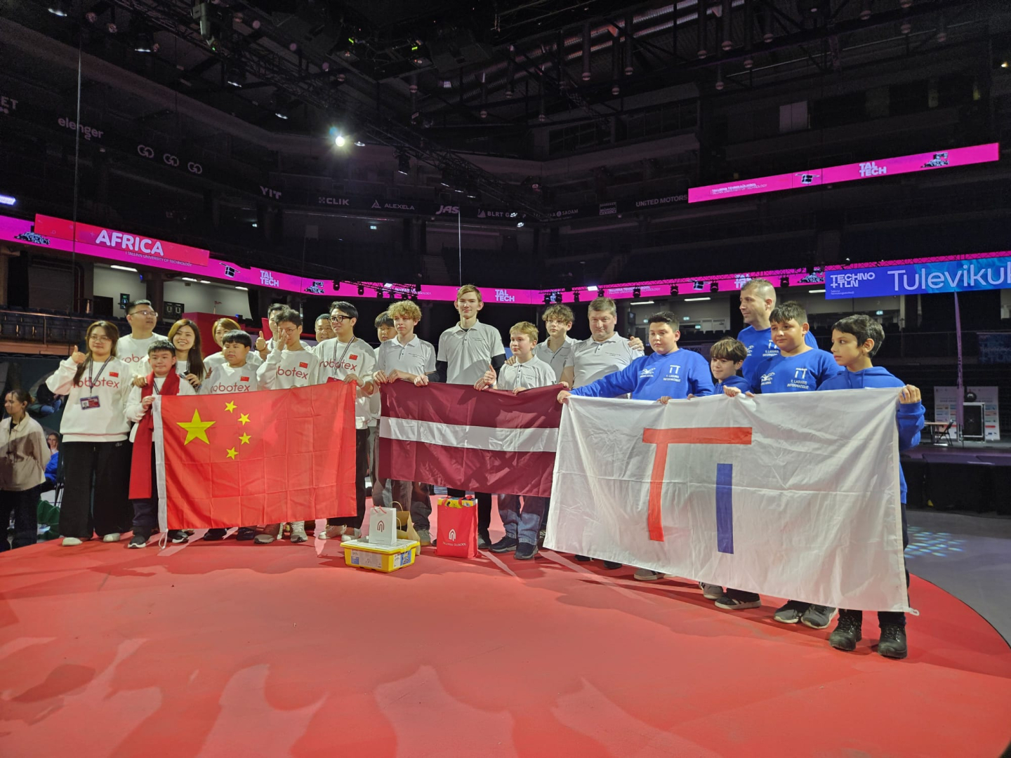 Ar vēsturiskiem panākumiem PRK komanda piedalās “Robotex 2025”