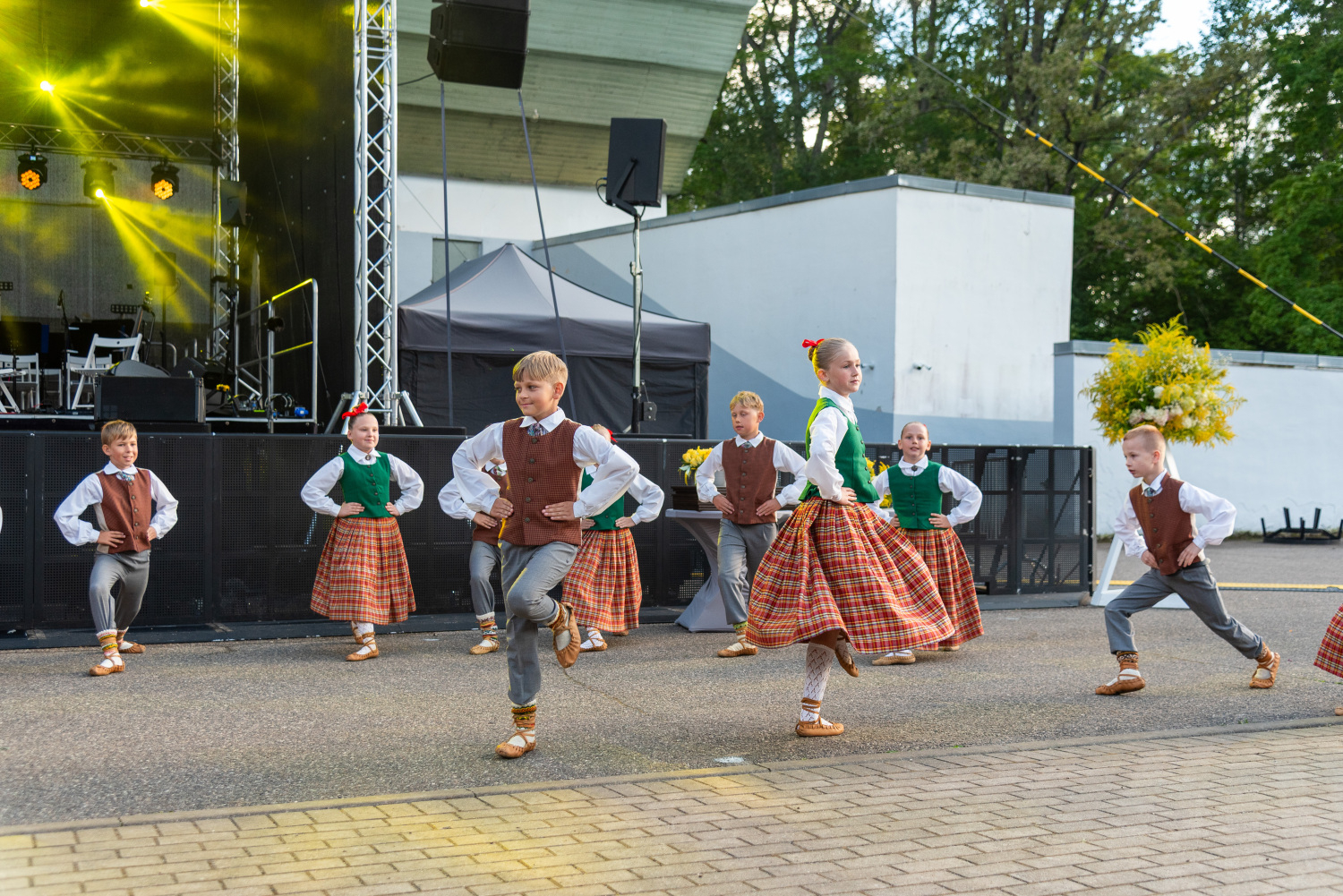 Svētku koncertprogramma (pilsētas svētku 2. diena)