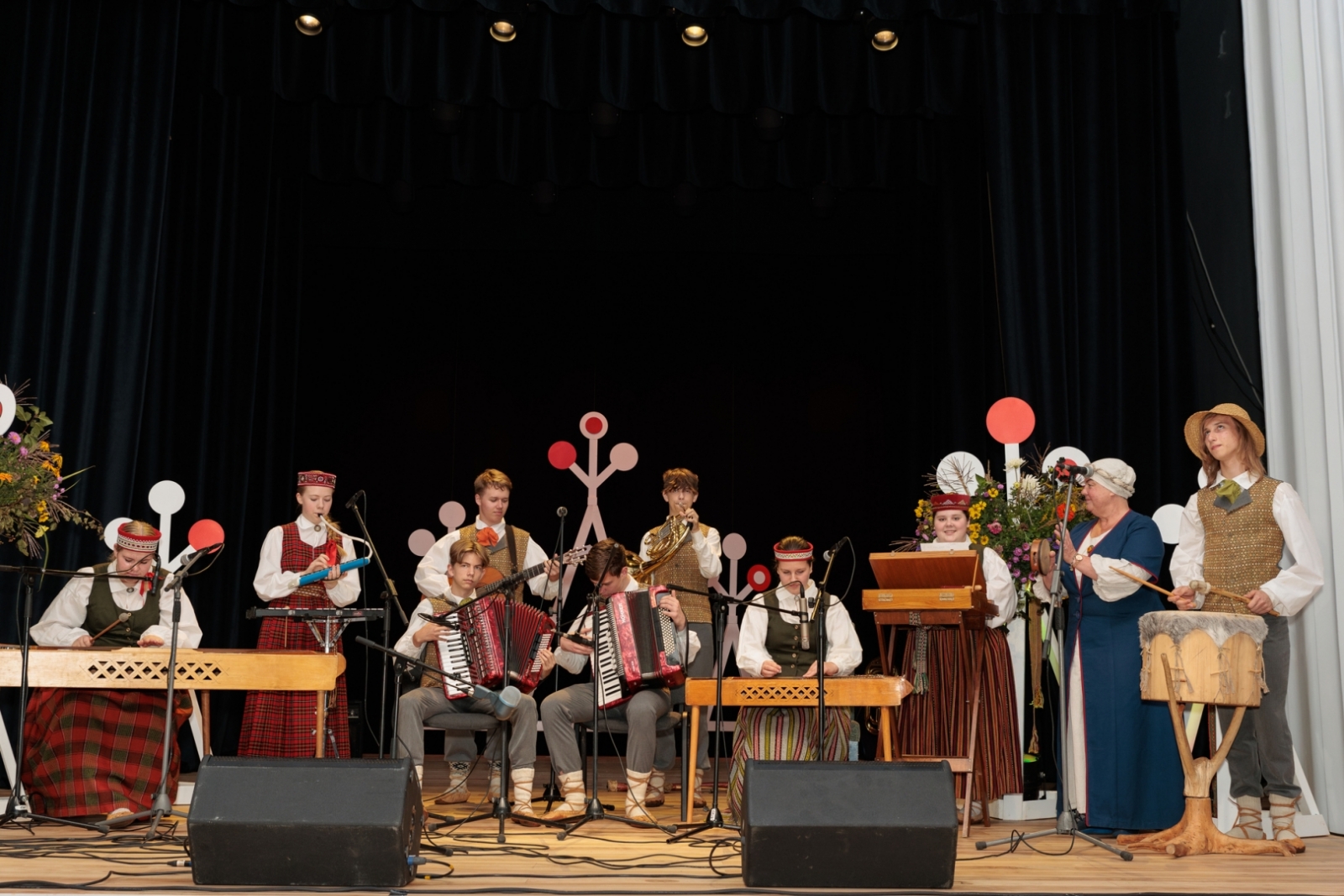 23. Latvijas tautas muzikantu un kapelu saiets un 19. Starptautiskais folkloras festivāls “Rudynoji”