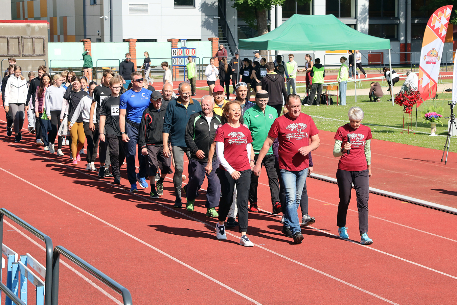 Preiļu stadionā sportiski svinam 2025. gada Jāņus 