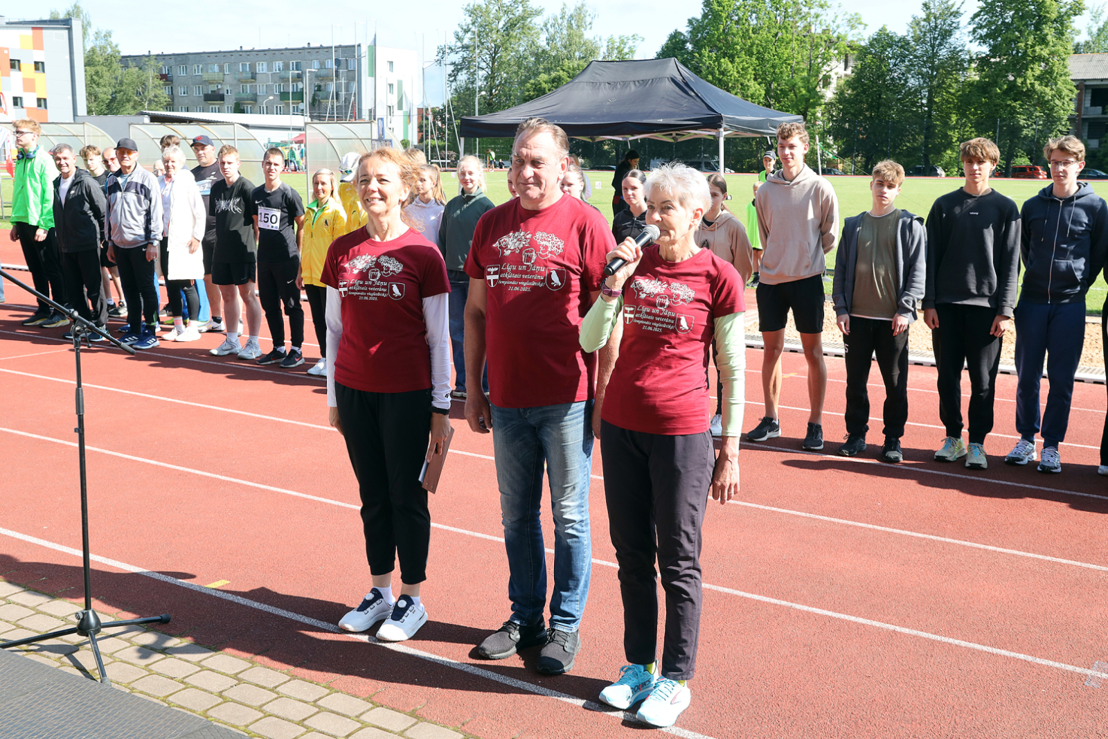 Preiļu stadionā sportiski svinam 2025. gada Jāņus 