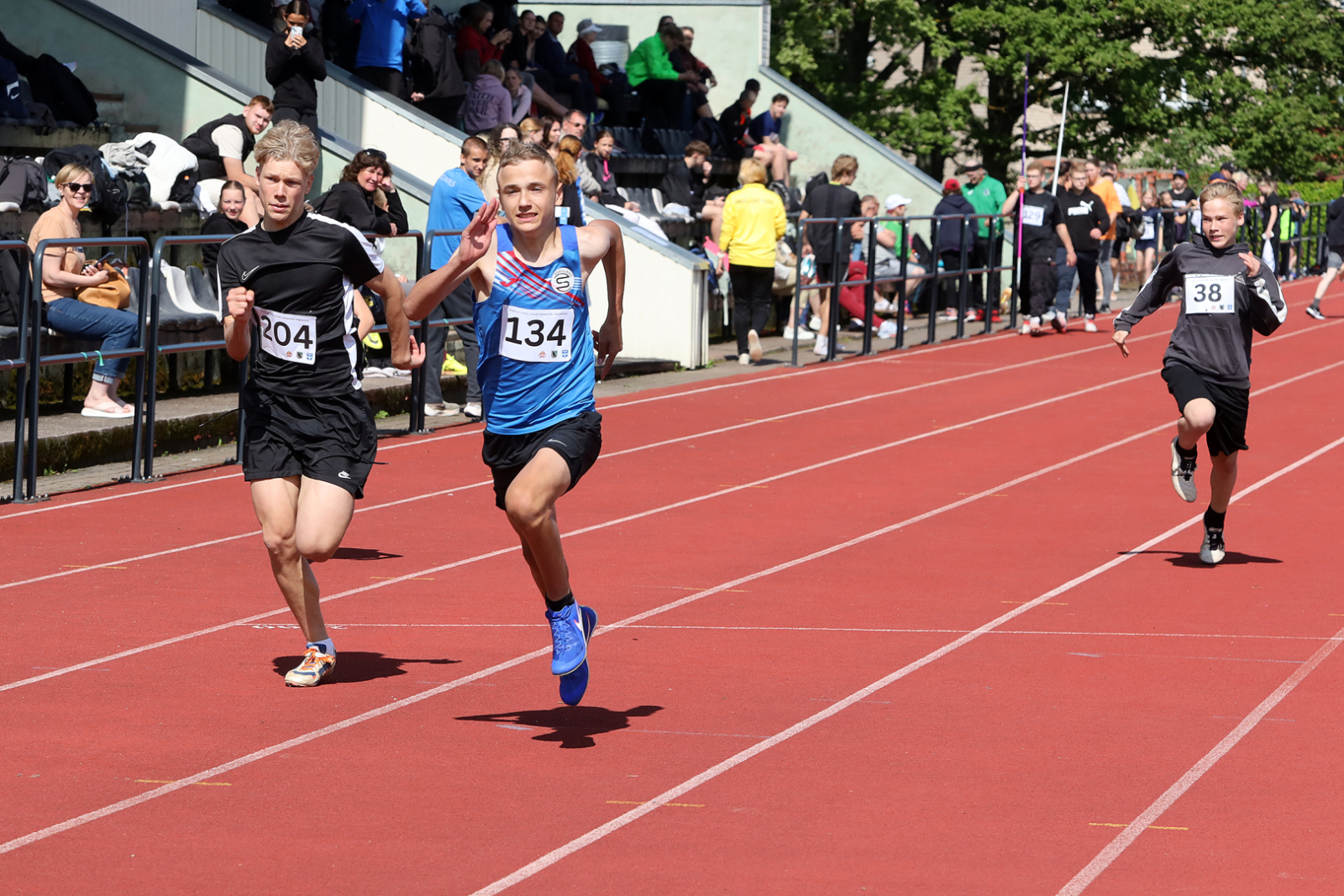 Preiļu stadionā sportiski svinam 2025. gada Jāņus 