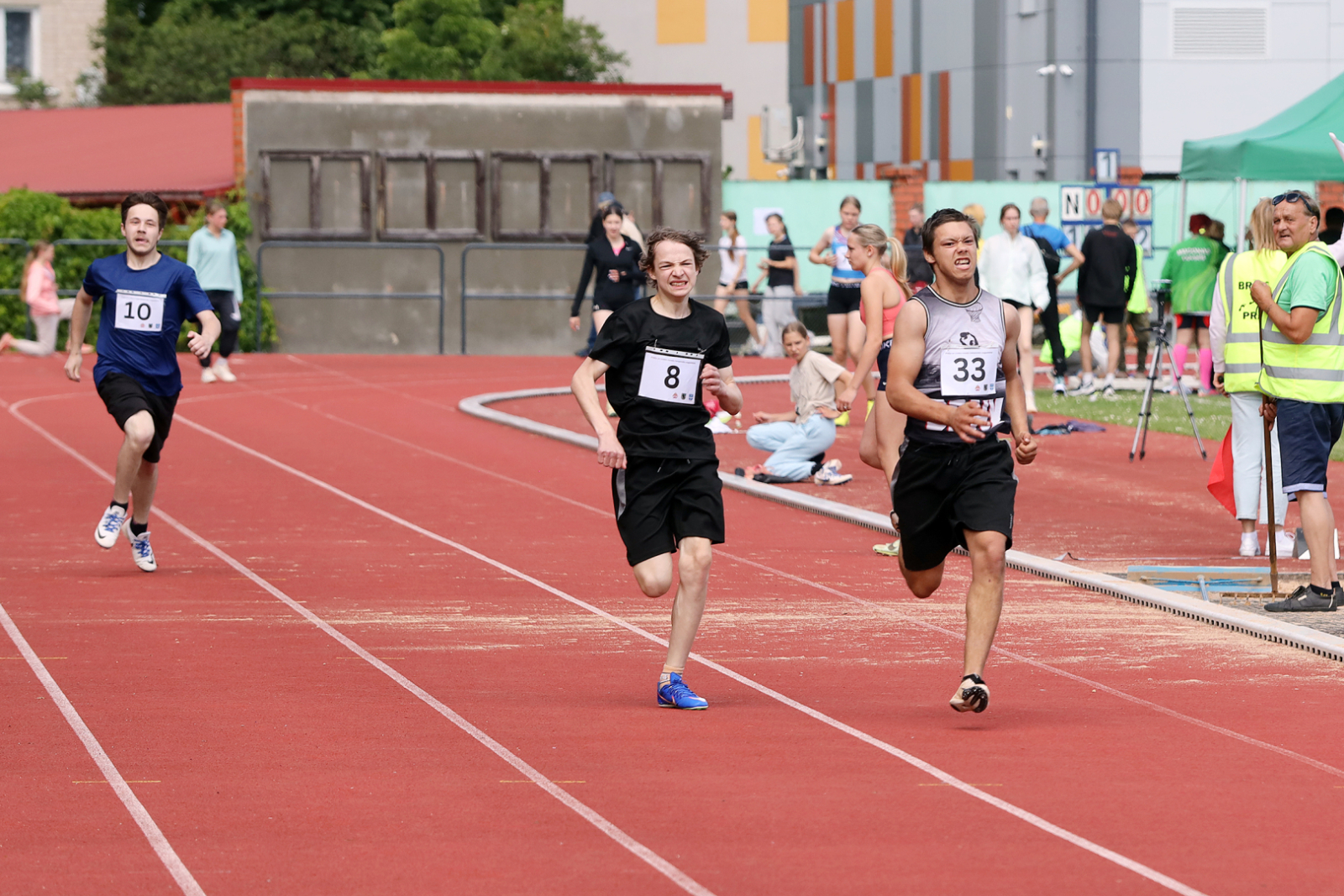 Preiļu stadionā sportiski svinam 2025. gada Jāņus 