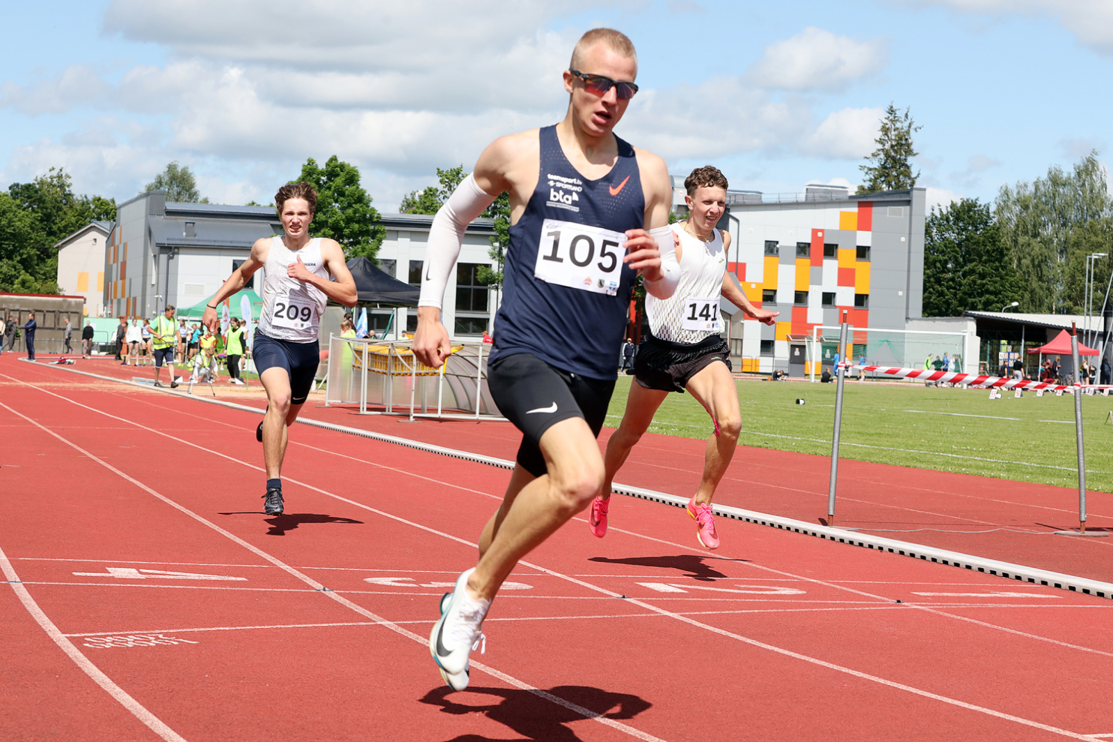 Preiļu stadionā sportiski svinam 2025. gada Jāņus 
