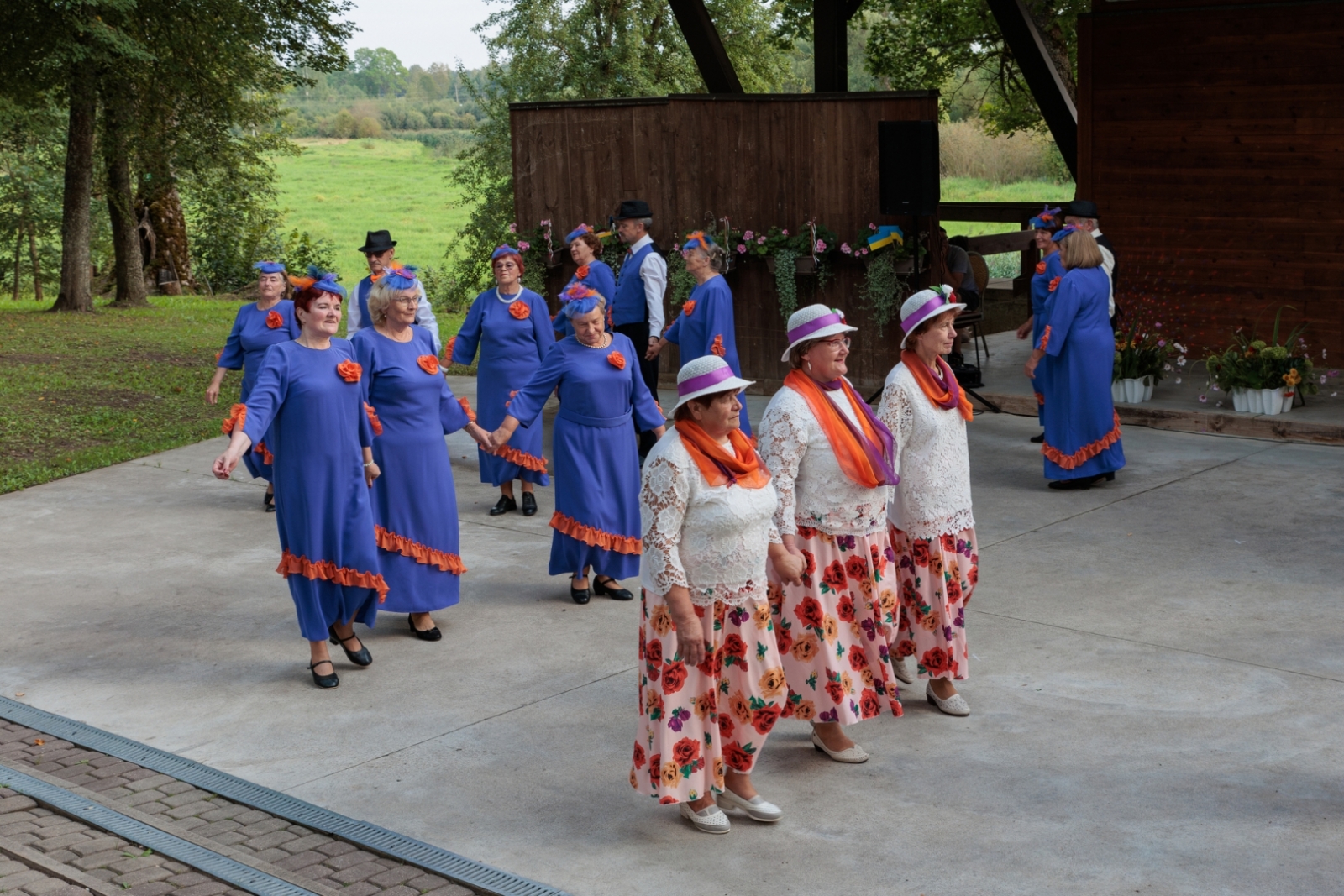 Starptautiskais senioru deju festivāls "Mēs bijām trīs māsiņas"