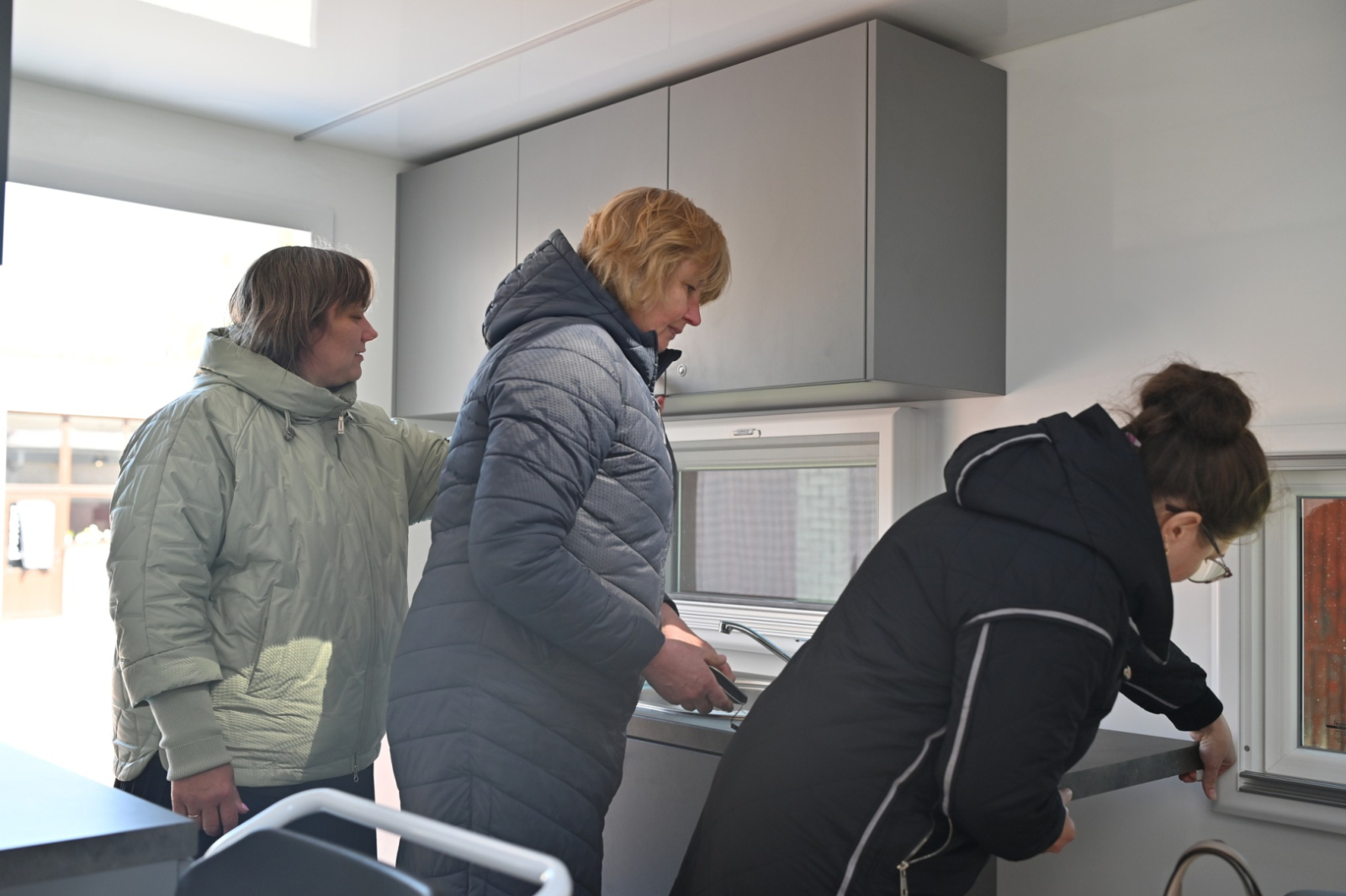 Mobilais aprūpes birojs: cieņpilna palīdzība līdz pat mājas durvīm