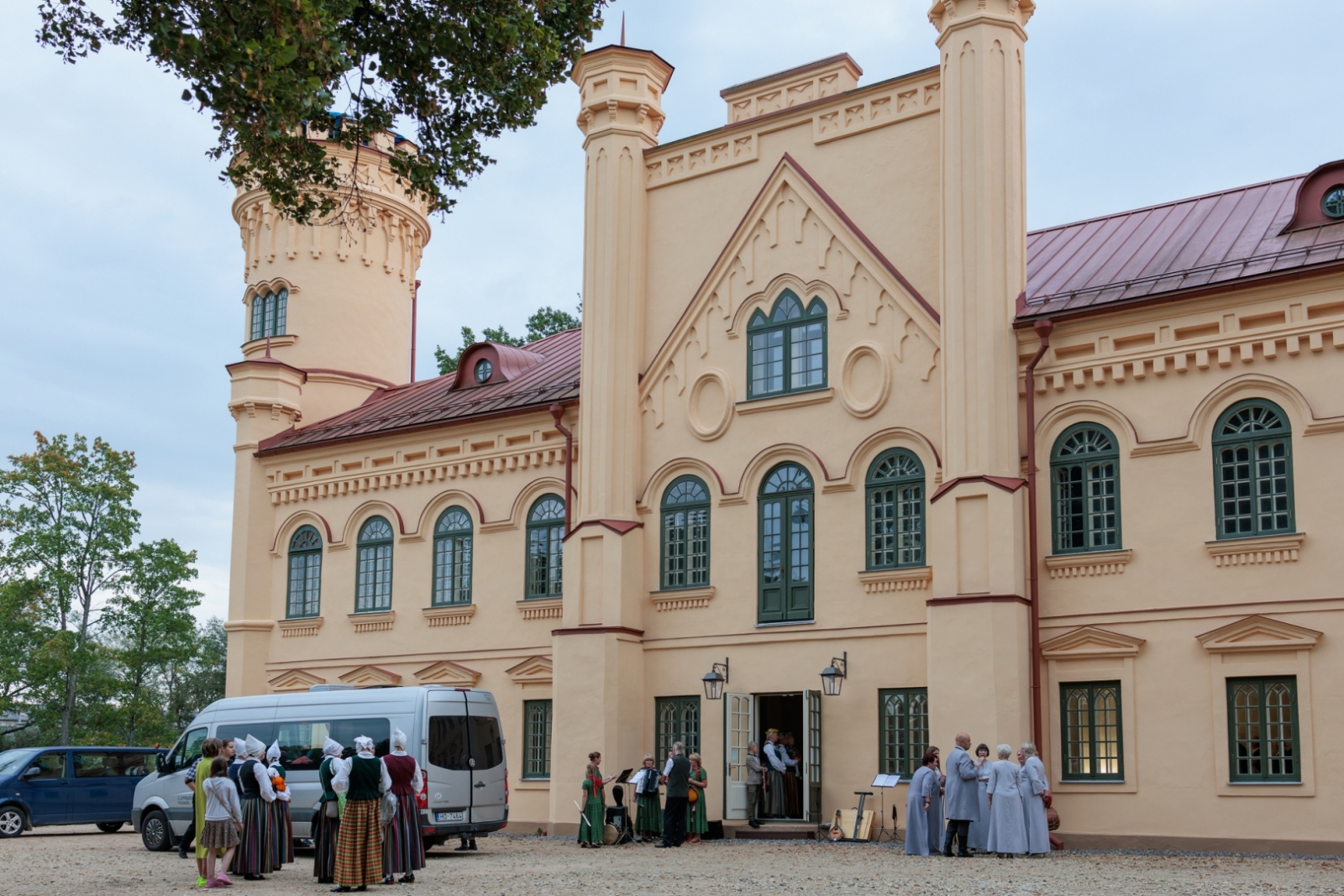 23. Latvijas tautas muzikantu un kapelu saiets un 19. Starptautiskais folkloras festivāls “Rudynoji”