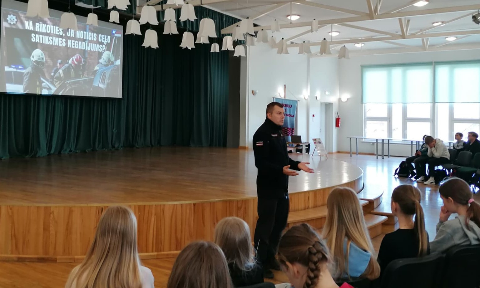 VUGD izglīto Preiļu novada skolēnus par drošību pirms vasaras brīvlaika