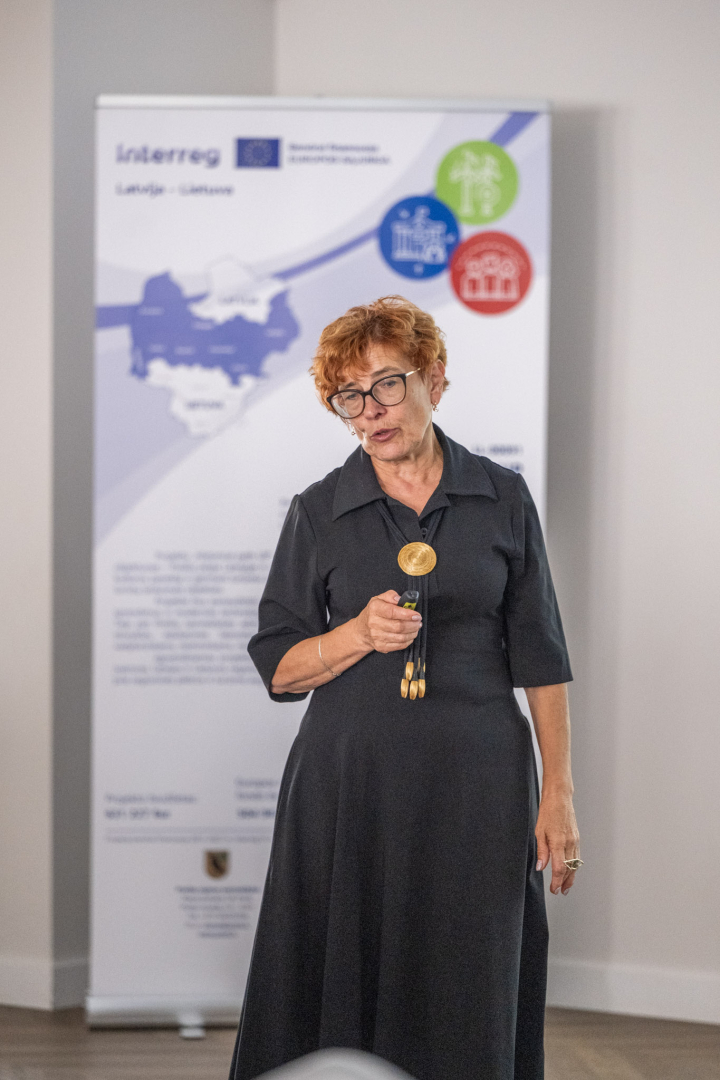 Preiļu novada komanda Utenā gleznoja Jēzus ikonas