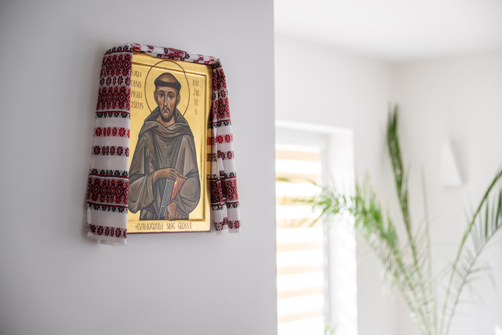 Preiļu novada komanda Utenā gleznoja Jēzus ikonas