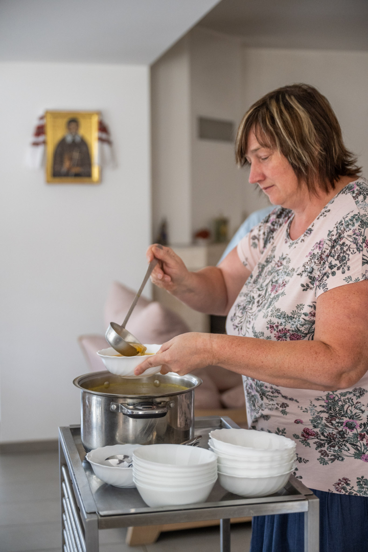 Preiļu novada komanda Utenā gleznoja Jēzus ikonas