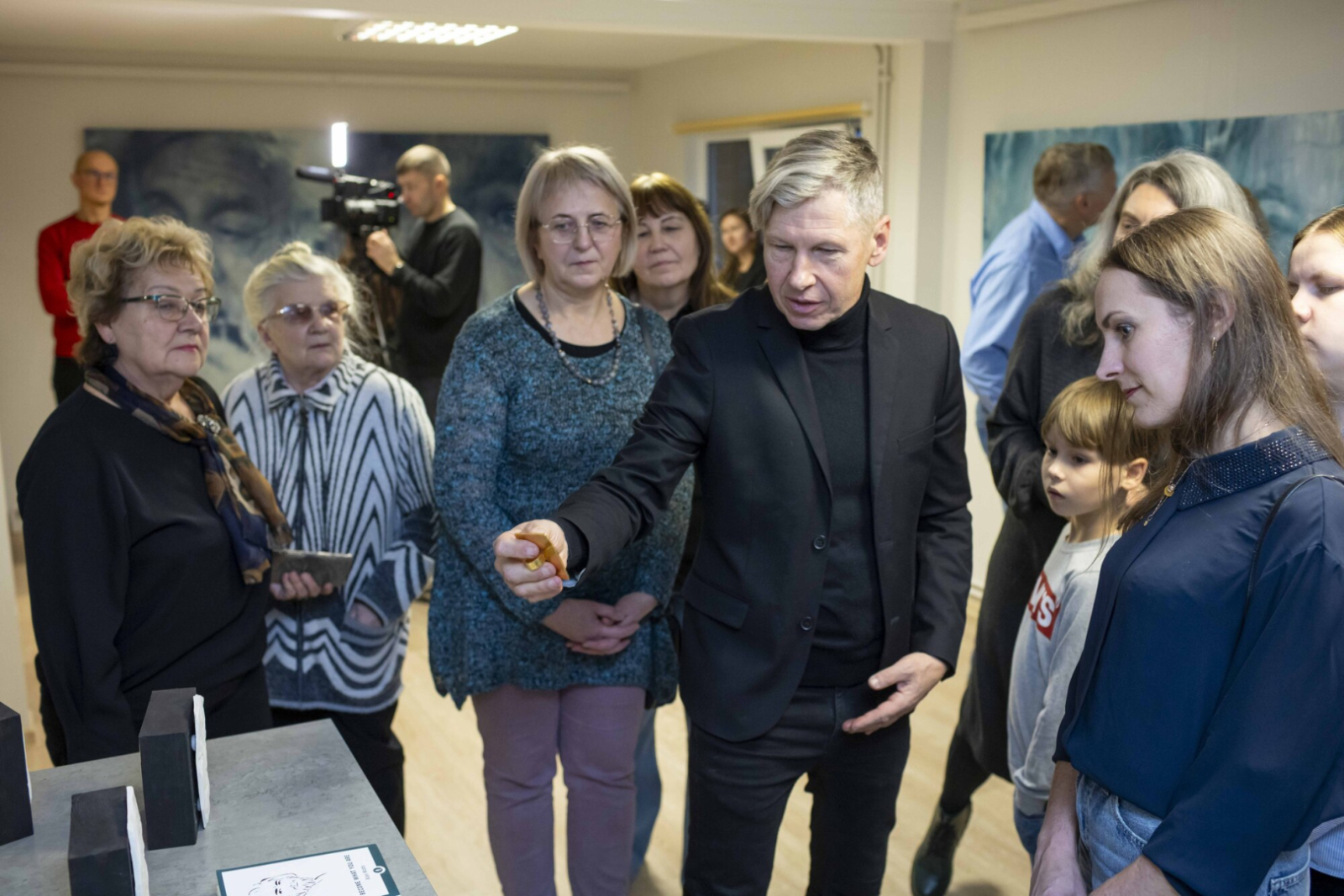 Roberta Mūka muzejā Galēnos atklāta Rituma Ivanova personālizstāde “Tikšanās”