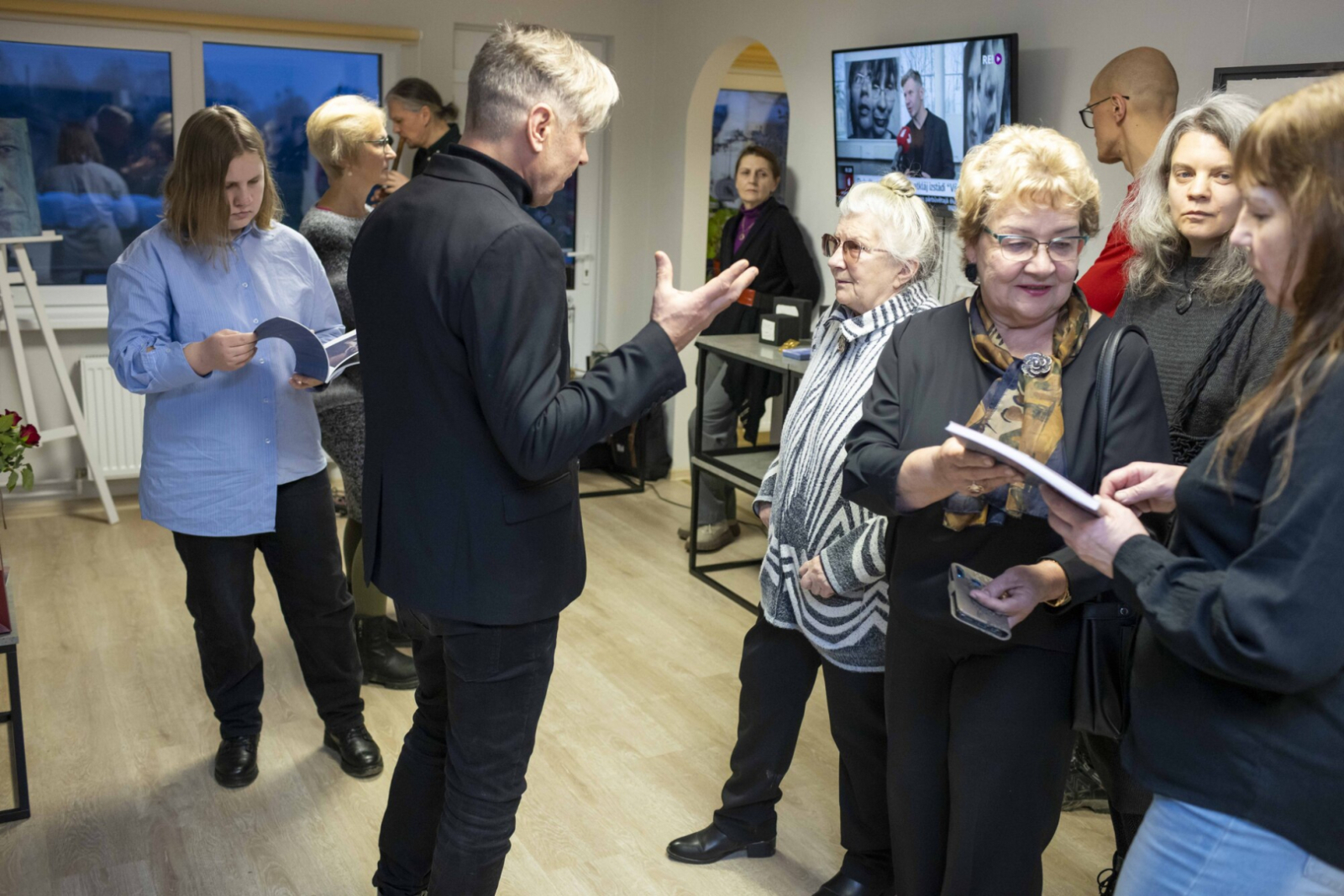 Roberta Mūka muzejā Galēnos atklāta Rituma Ivanova personālizstāde “Tikšanās”