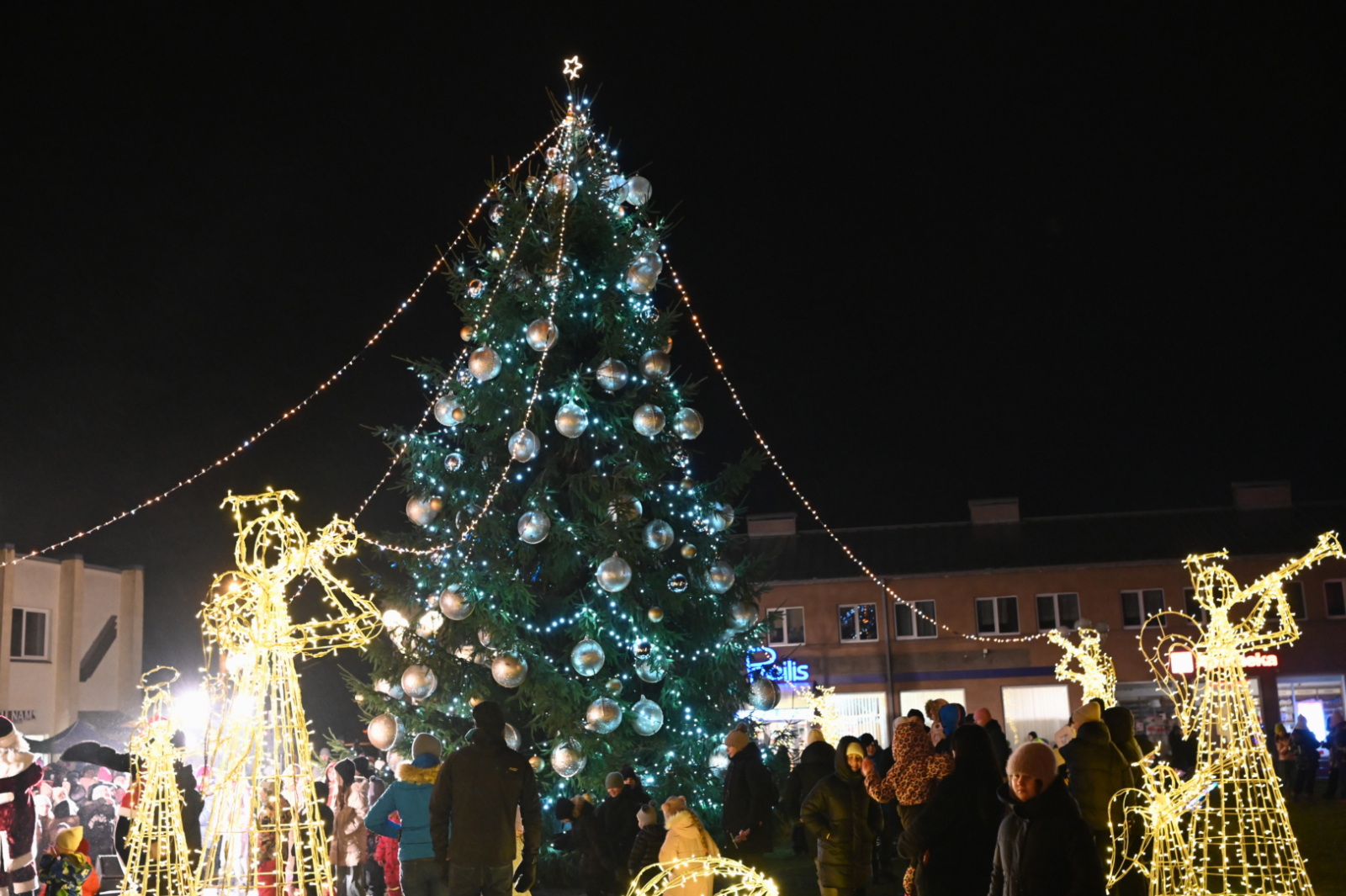 Preiļos ienāk Ziemassvētki