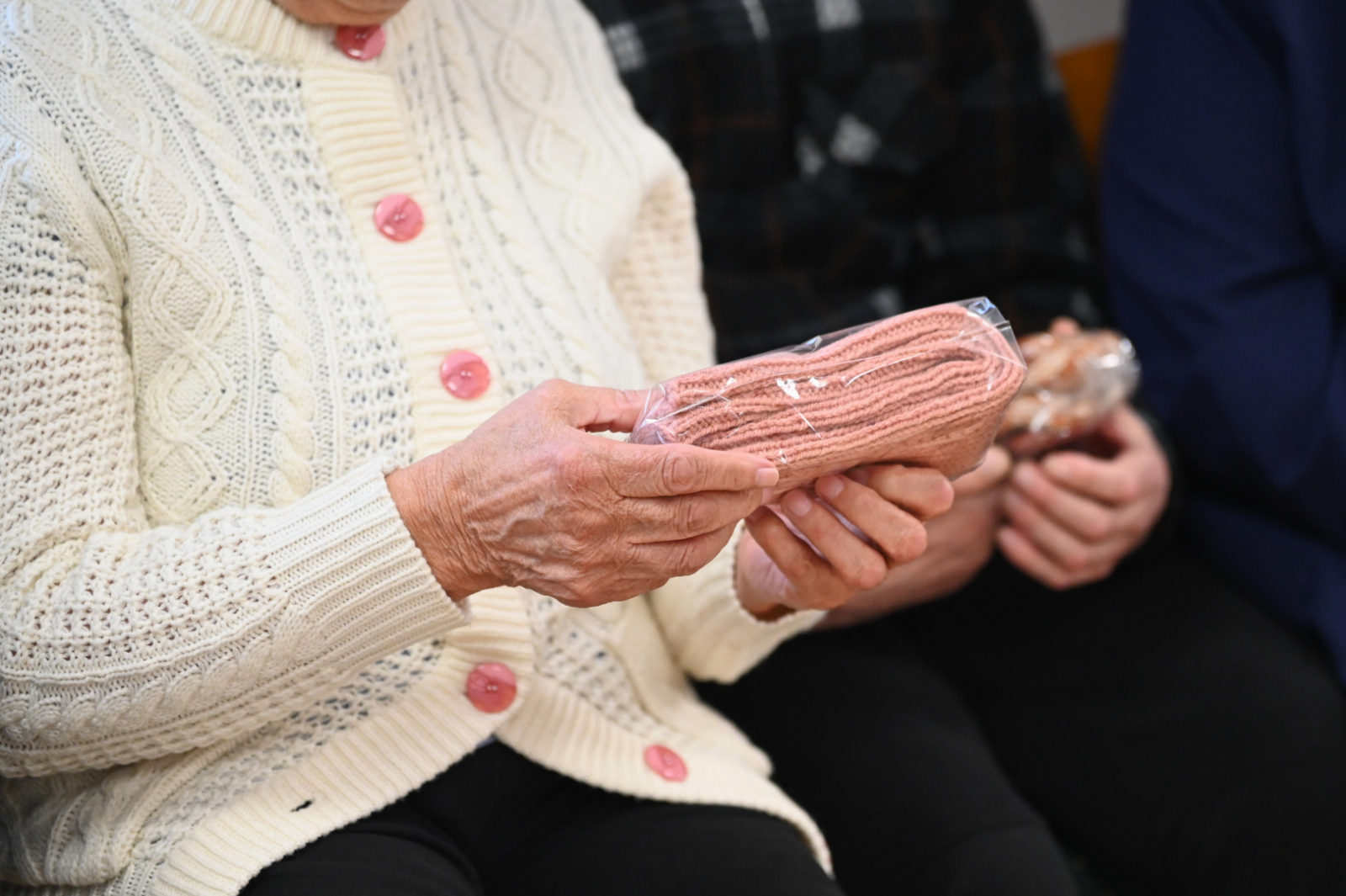 Sociālās aprūpes centrā “Vārkava” sirsnīgā gaisotnē tika atzīmēta Starptautiskā senioru diena