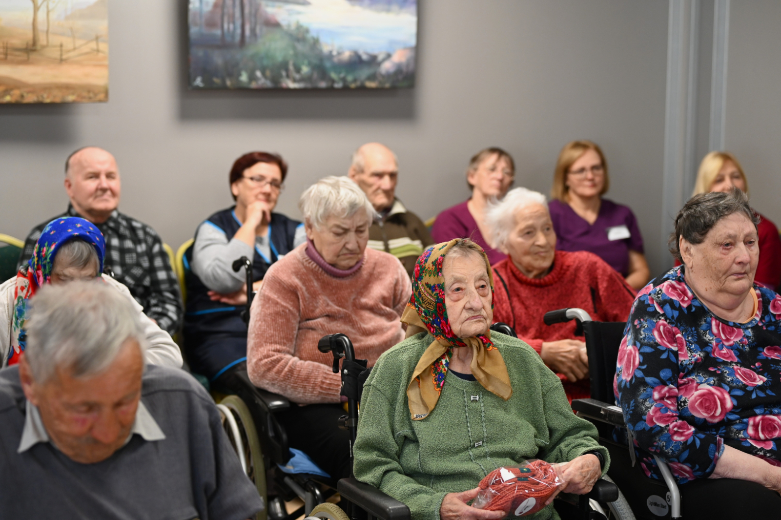 Sociālās aprūpes centrā “Vārkava” sirsnīgā gaisotnē tika atzīmēta Starptautiskā senioru diena