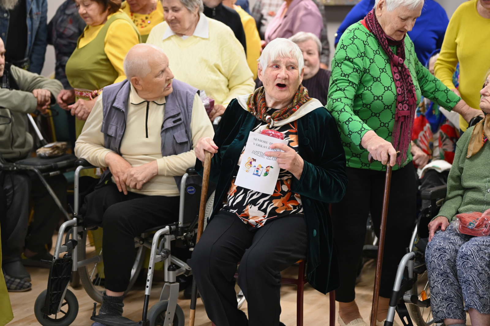 Sociālās aprūpes centrā “Vārkava” sirsnīgā gaisotnē tika atzīmēta Starptautiskā senioru diena