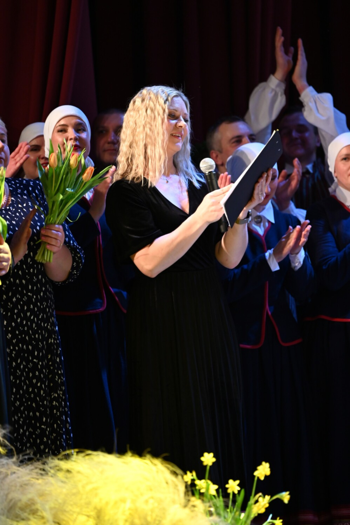 Tautas deju kolektīvu sadancis "Ziemas danči"