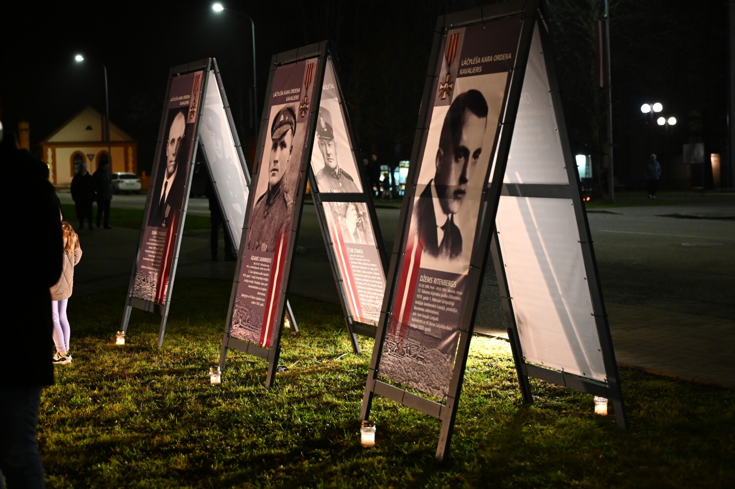 Lāčplēša dienas lāpu gājiens Preiļos