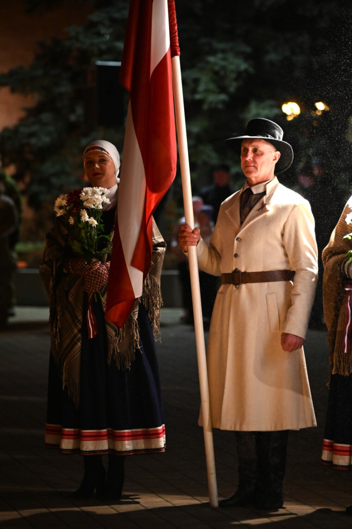 Lāčplēša dienas lāpu gājiens Preiļos