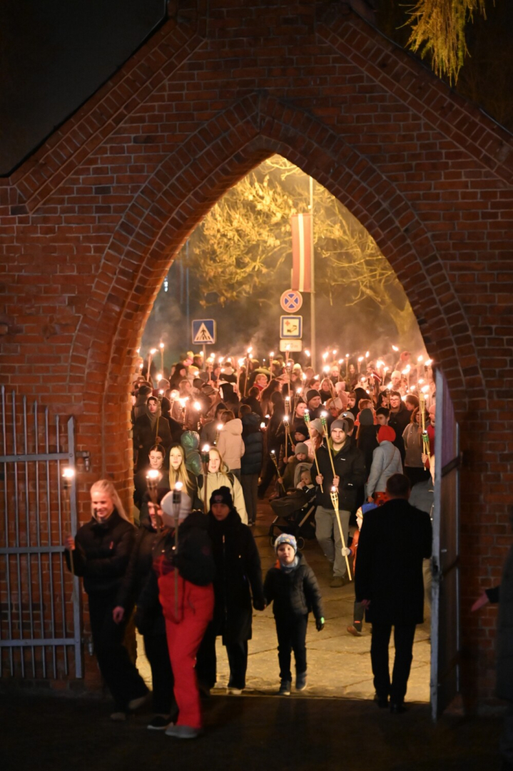 Lāčplēša dienas lāpu gājiens Preiļos