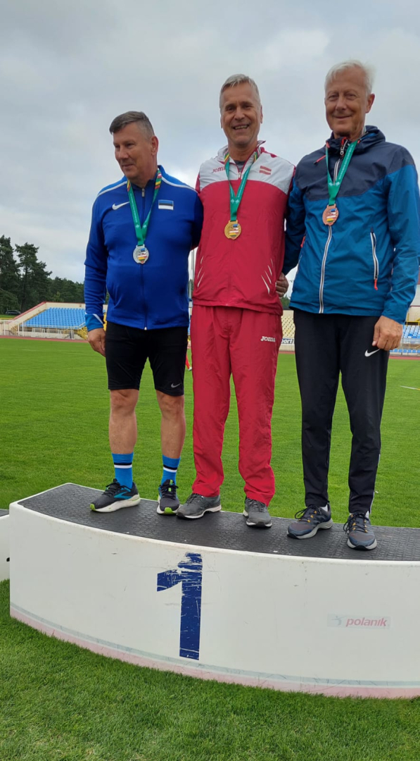 Sporta veterāni pārstāv novadu, vairo dzīvesprieku un medaļu skaitu augsta ranga sacensībās