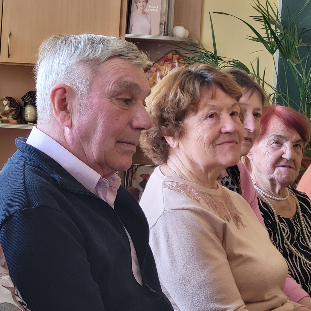 Akcija “Senior, nāc, parunāsim!”