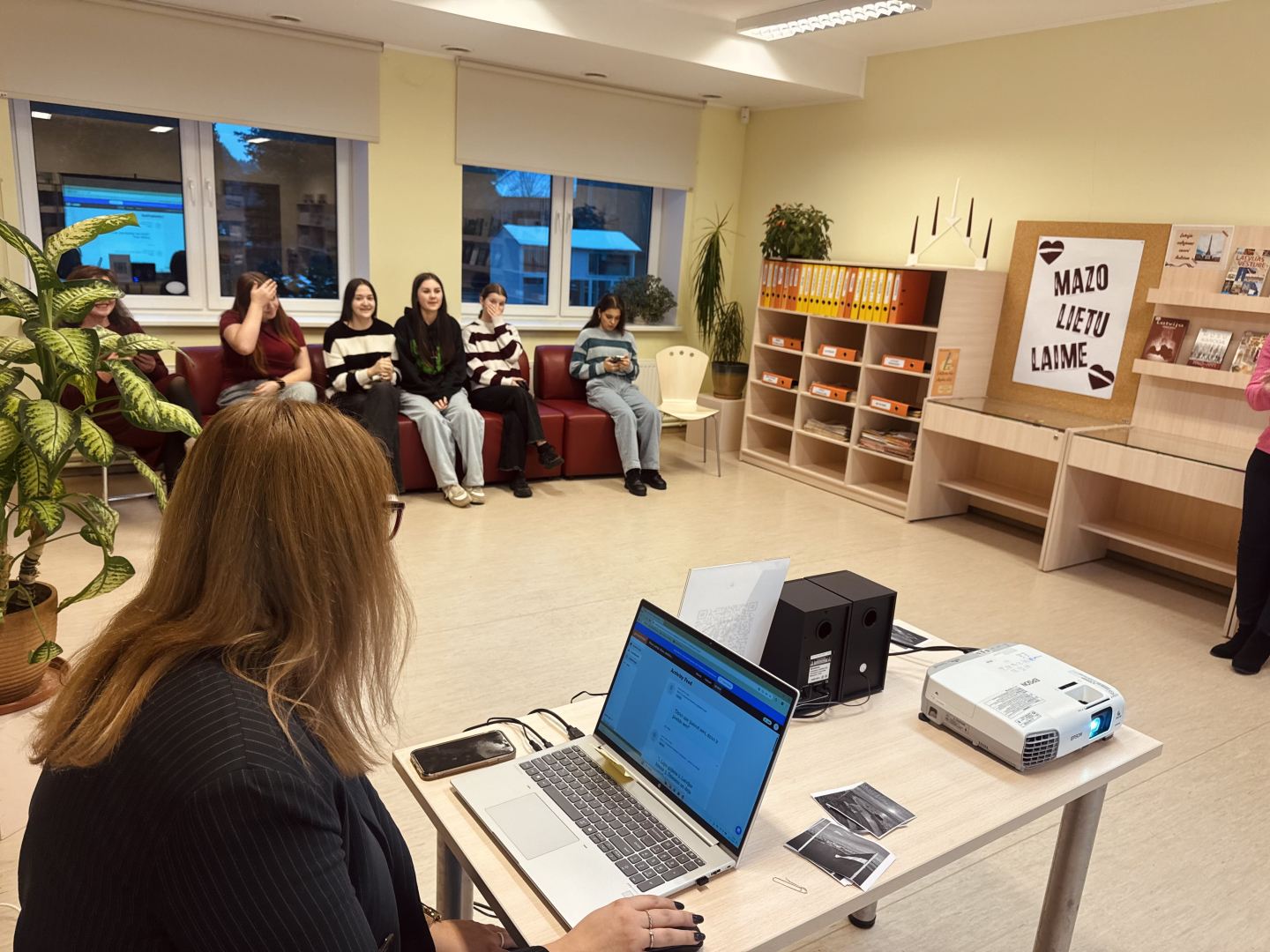 Aizvadīta interaktīva spēle "Mana Latvija. Mana atbildība" kopā ar Riebiņu MJIC "Pakāpieni" un Riebiņu bibliotēku