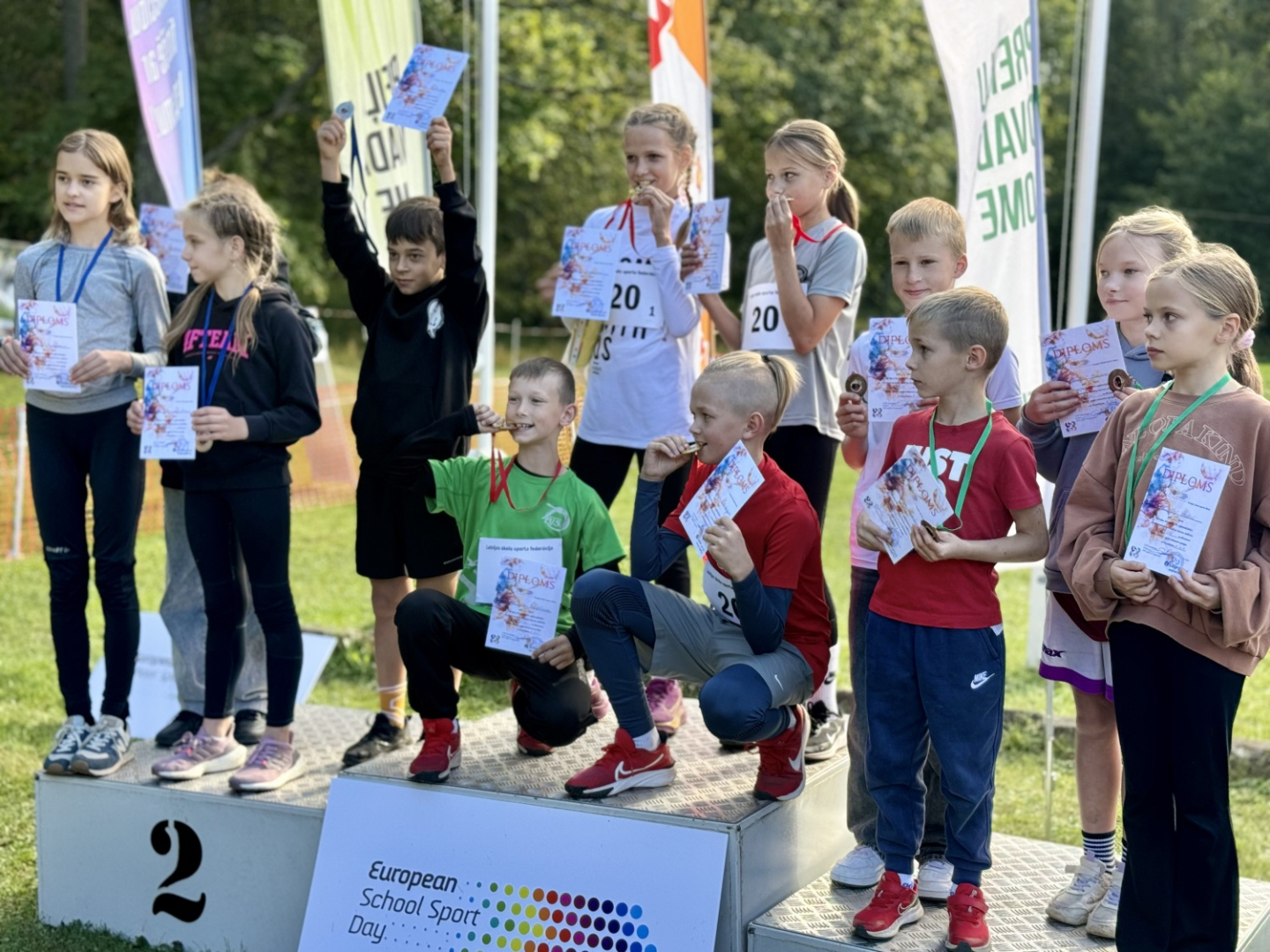 Latvijas Skolēnu 79. spartakiāde rudens krosa stafetēs Preiļos