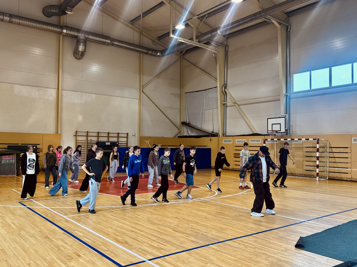 HipHop un Dancehall meistarklases jauniešiem Galēnos un Vecvārkavā