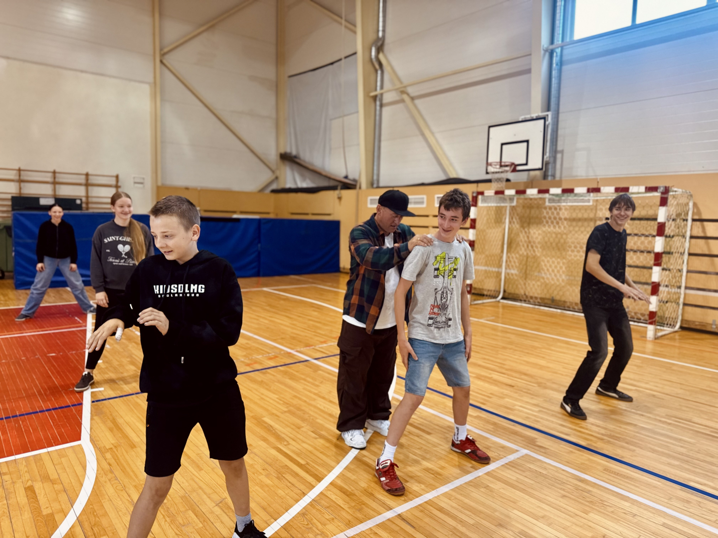 HipHop un Dancehall meistarklases jauniešiem Galēnos un Vecvārkavā