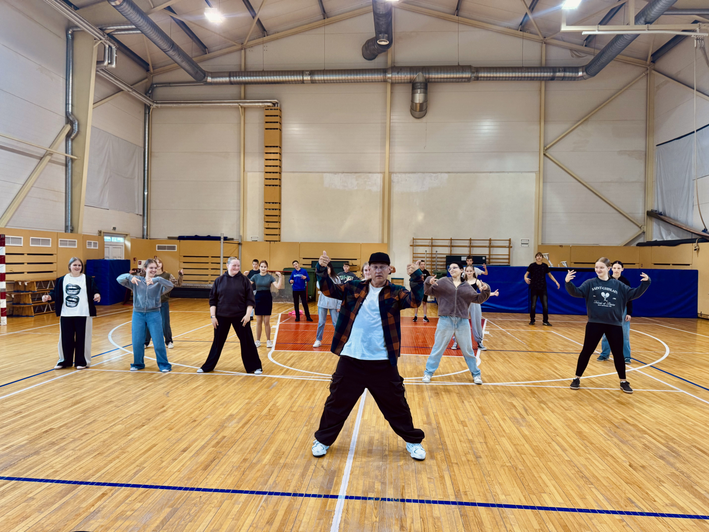 HipHop un Dancehall meistarklases jauniešiem Galēnos un Vecvārkavā