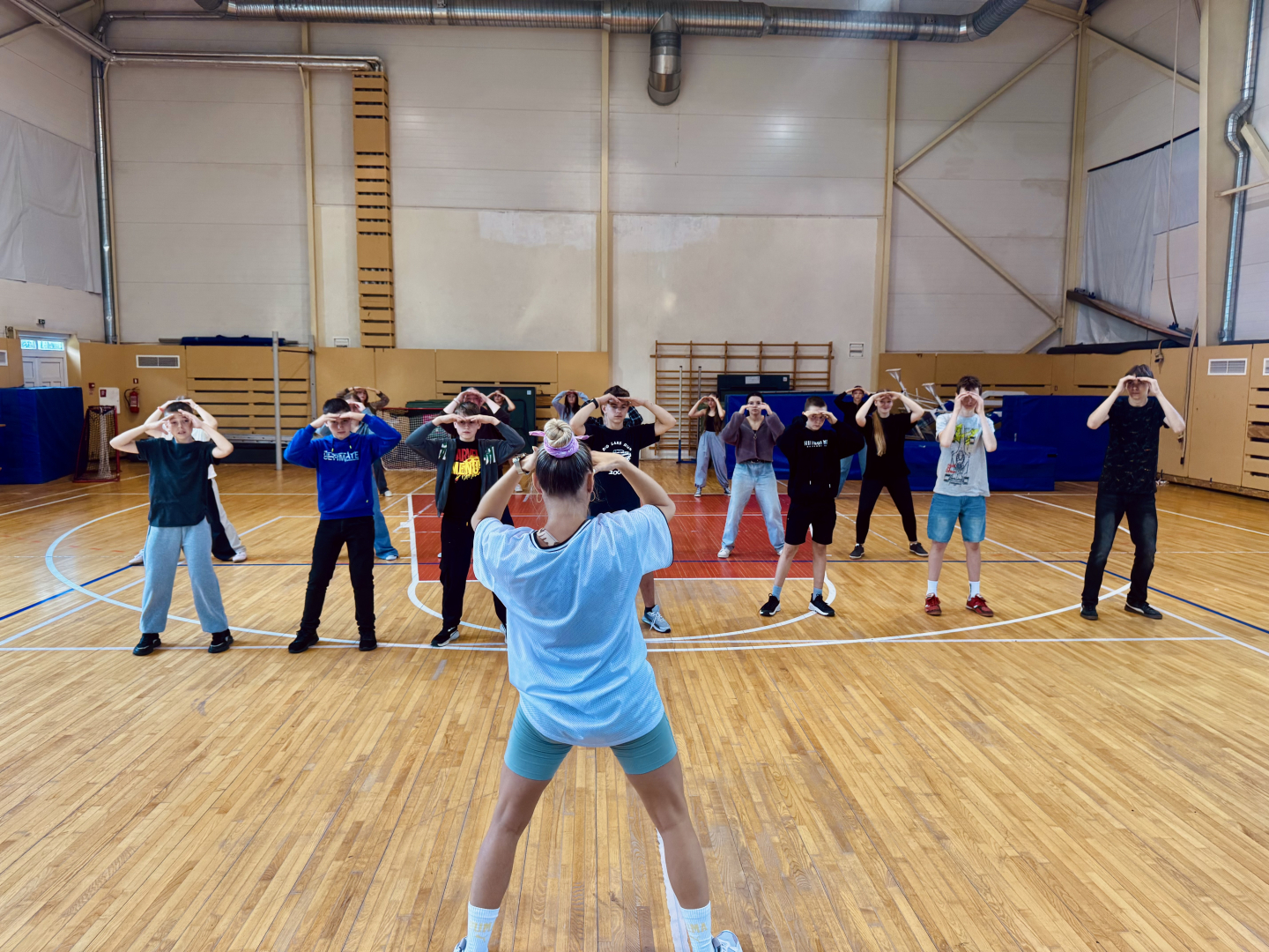 HipHop un Dancehall meistarklases jauniešiem Galēnos un Vecvārkavā