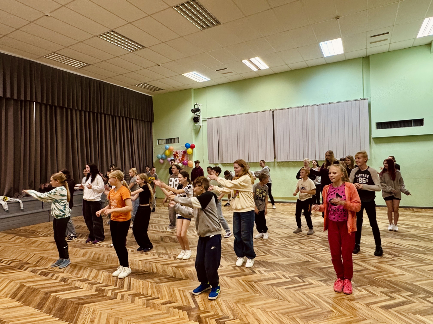 HipHop un Dancehall meistarklases jauniešiem Galēnos un Vecvārkavā