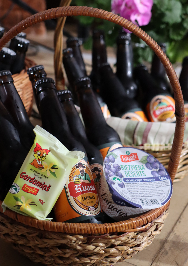 Jasmuižā aizvadīta erudīcijas spēle “Rainis? Rainis! Rainis…”