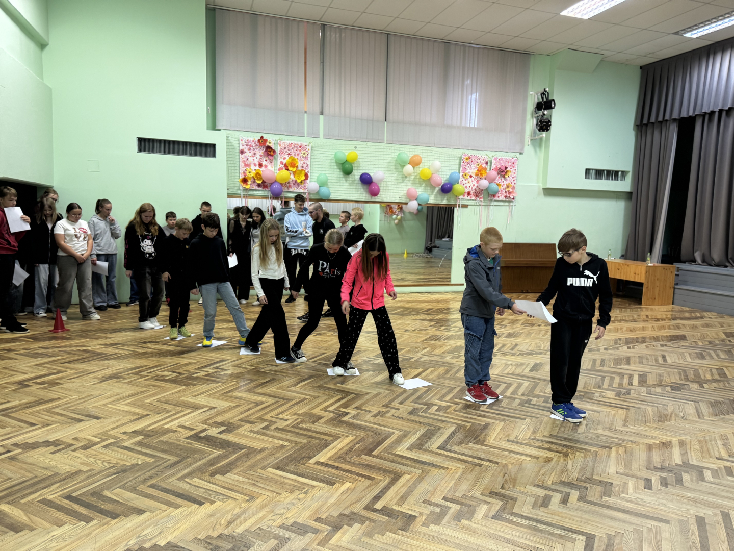 Jaunieši Galēnos un Vecvārkavā stiprina sadarbību mobilā darba ietvaros