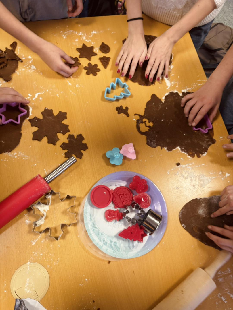 Ziemassvētku piparkūku darbnīcas Riebiņu MJIC “Pakāpieni”, Galēnu un Vārkavas pamatskolās