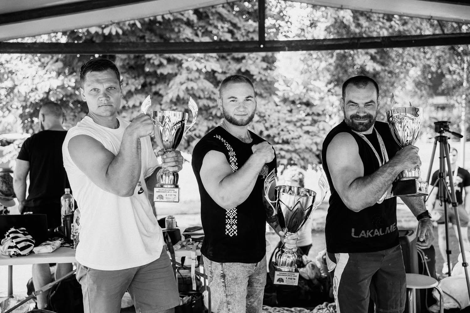 Bokss klubs "13Th Round" piedalās armvrestlinga sacensībās “Vasaras Lauziens” Lielvārdē