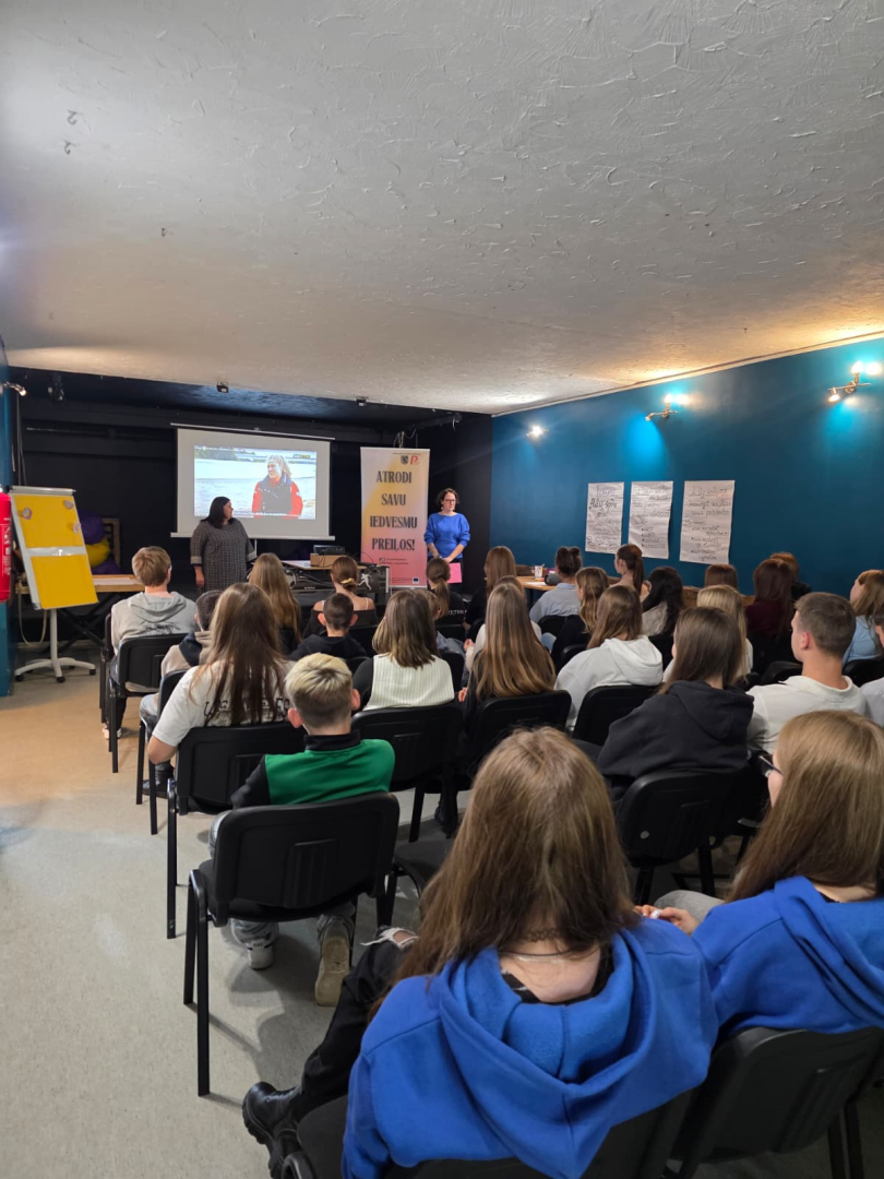 Preiļu jauniešu centrā “Četri” aizvadīts karjeras mini forums “Atklāj savu ceļu!”