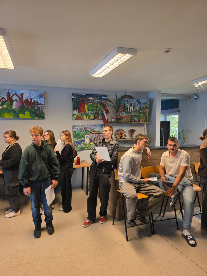 Preiļu jauniešu centrā “Četri” aizvadīts karjeras mini forums “Atklāj savu ceļu!”