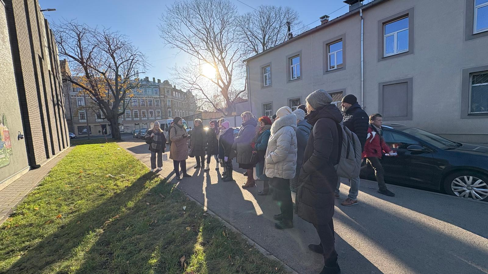 Preiļu novada iedzīvotāji dodas apmeklēt Rīgas darbīgās apkaimes