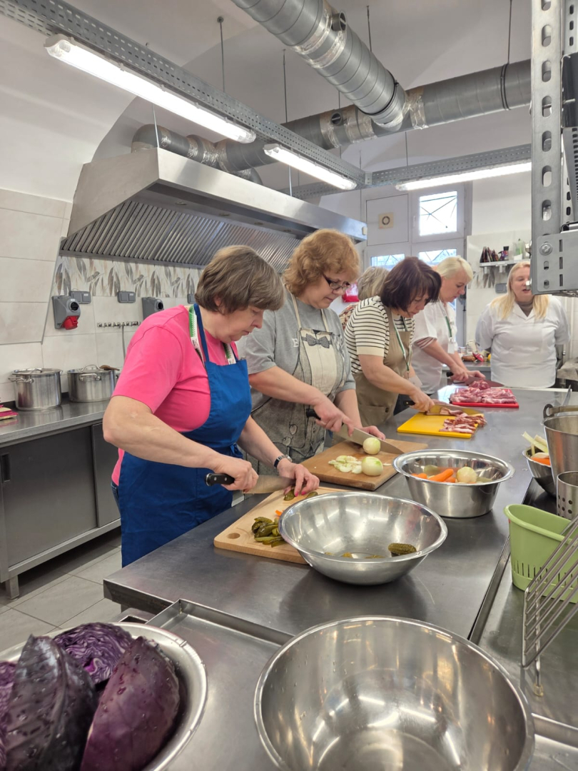 Iedvesma no Polijas: mūžizglītības risinājumi visām paaudzēm