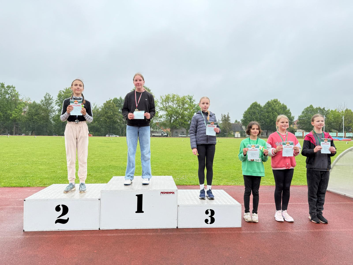 Aizvadītas Preiļu novada BJSS vieglatlētikas sacensības četrcīņā U-10,U-12 grupām