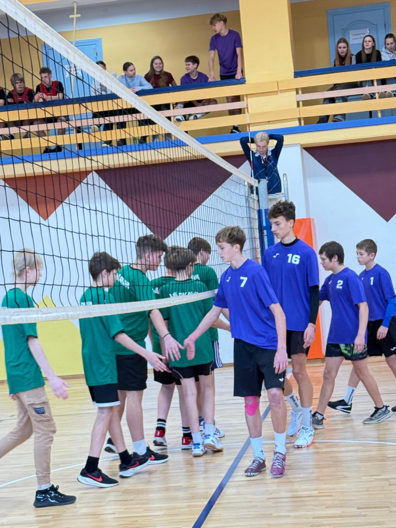 20. un 26. novembrī norisinājās 22. kausa izcīņa Preiļu skolu komandām volejbolā 