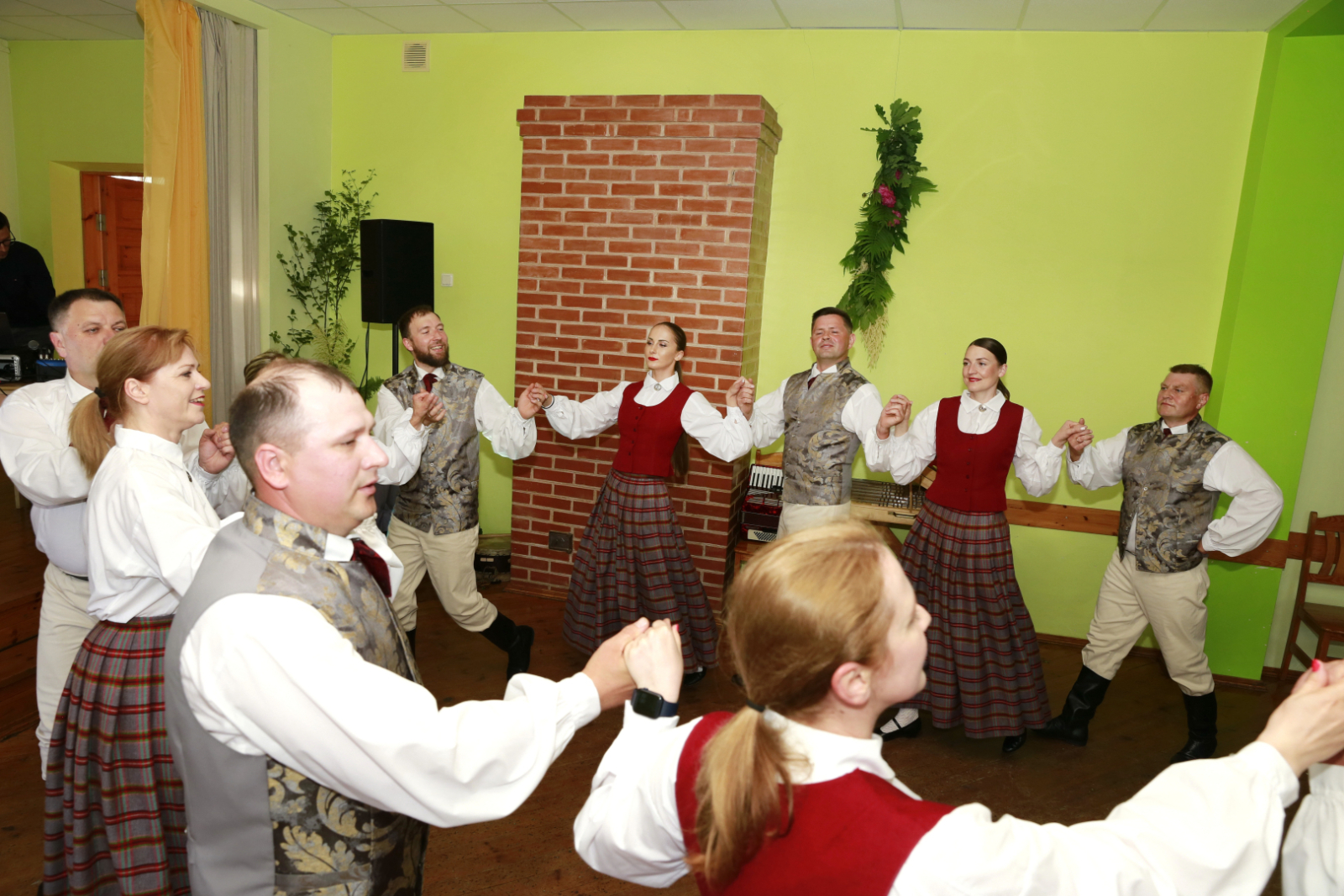 Cik jauki vosor's laiceņā