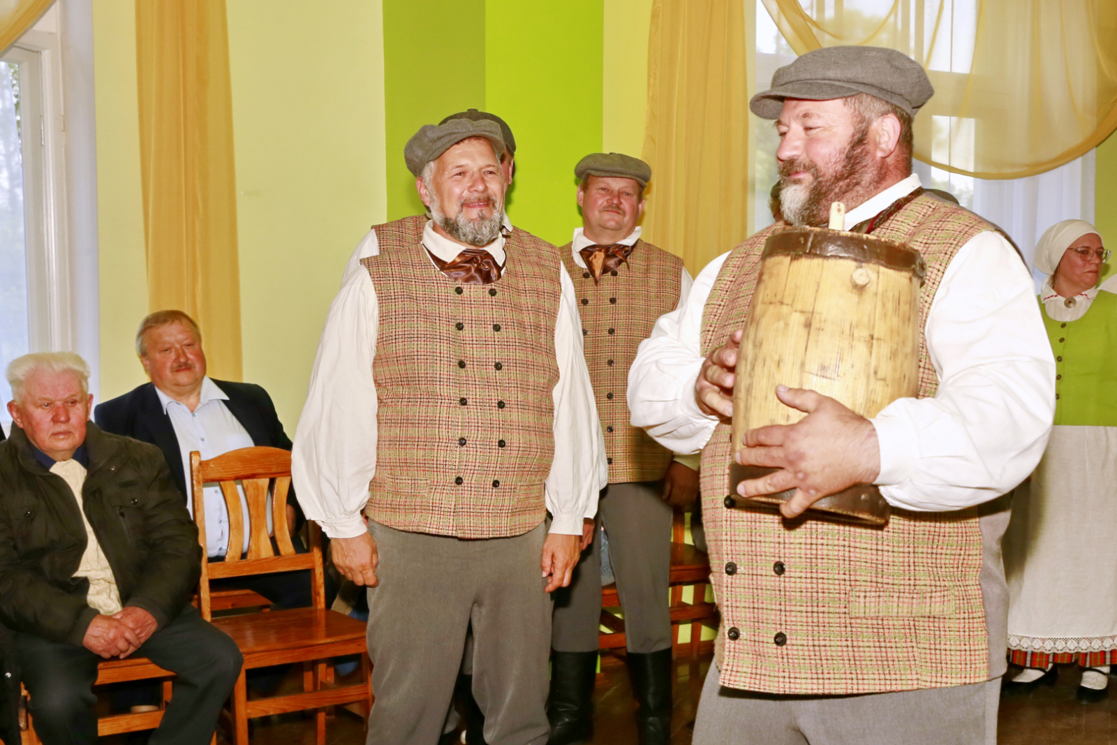 Cik jauki vosor's laiceņā