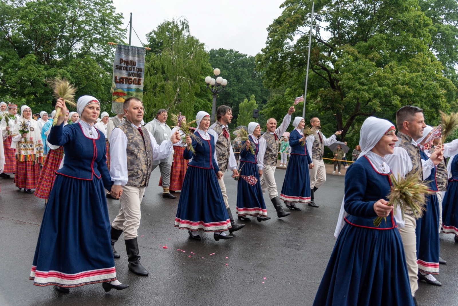 Dziesmu un deju svētku dalībnieku gājiens “Novadu dižošanās”
