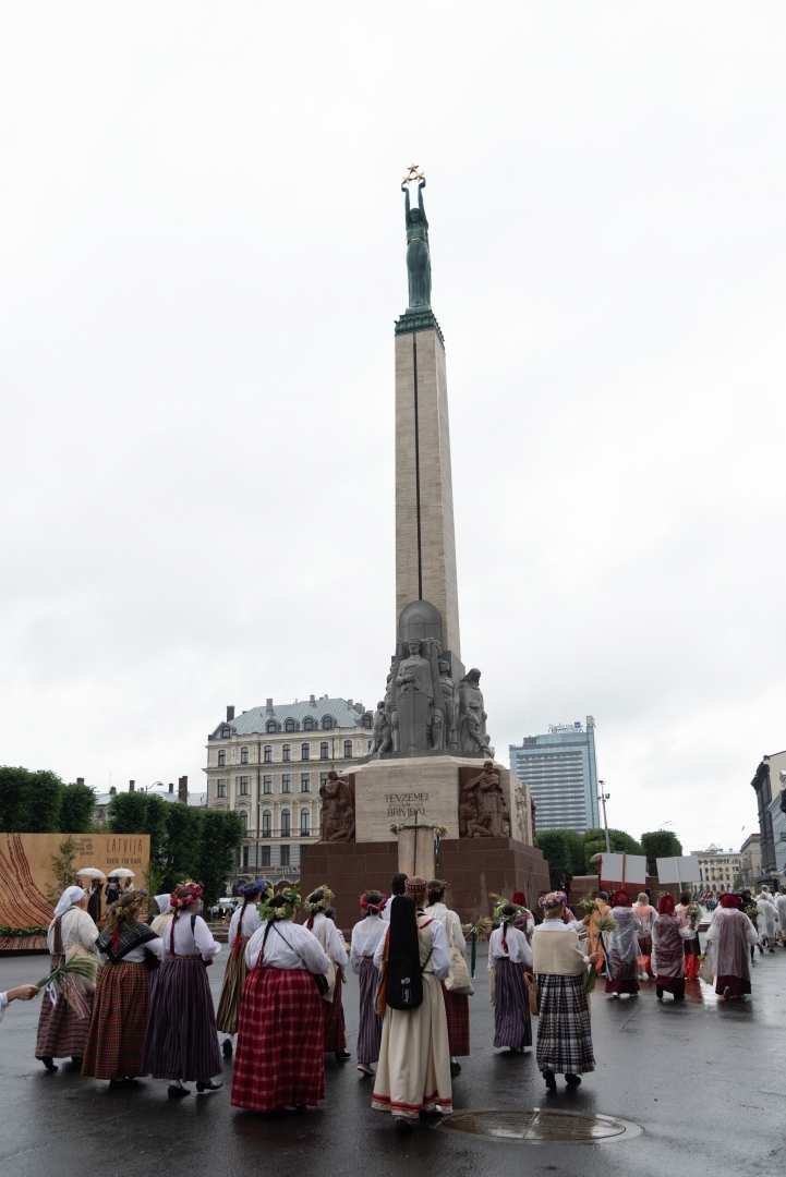 Dziesmu un deju svētku dalībnieku gājiens “Novadu dižošanās”